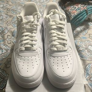 All white air forces haven’t been worn and has original box